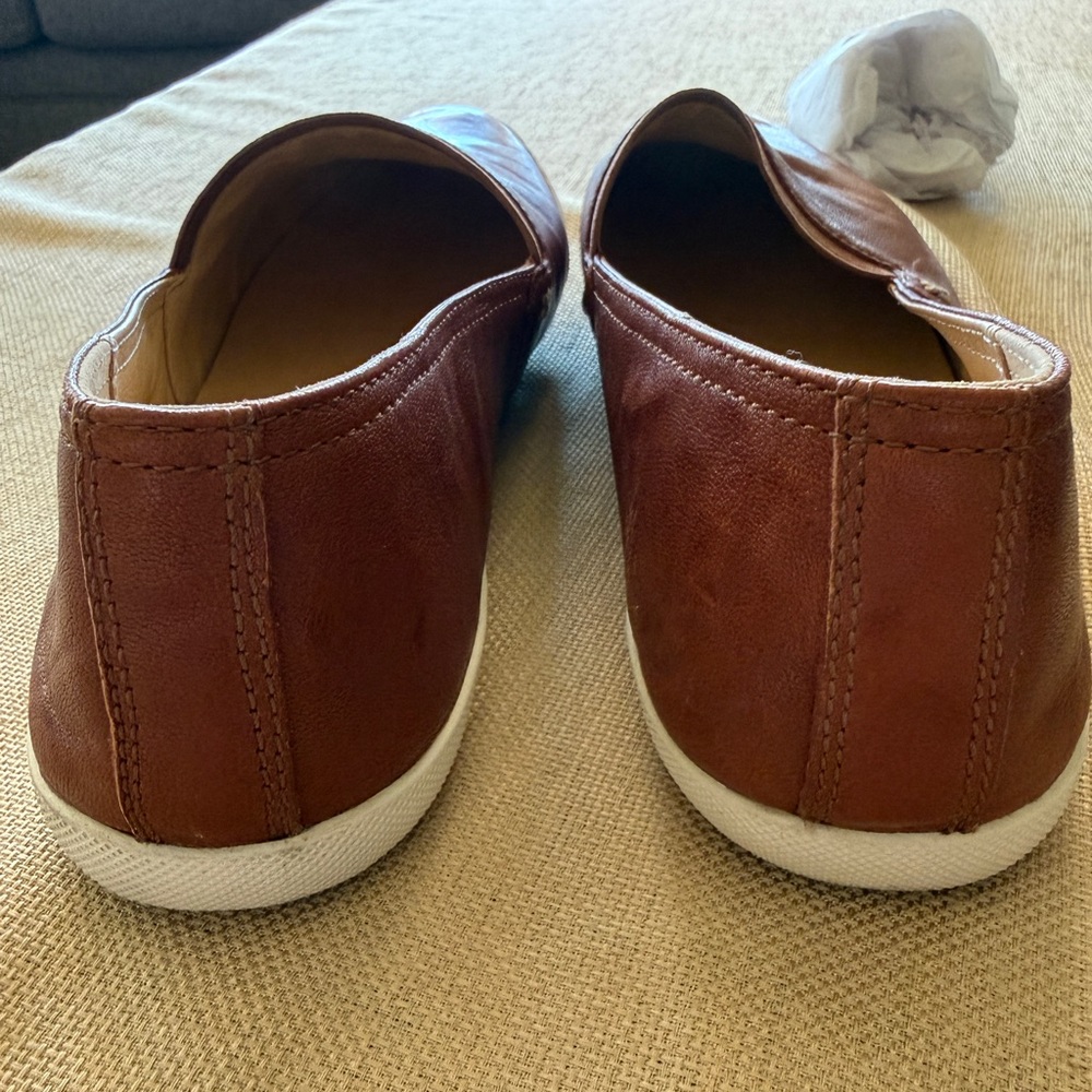 Frye Women's Melanie Slip-On Leather Flats in Chestnut Brown-NIB - Picture 9 of 15